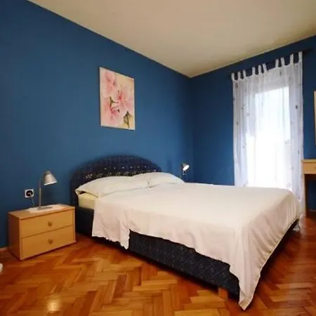 Marjan Apartment *