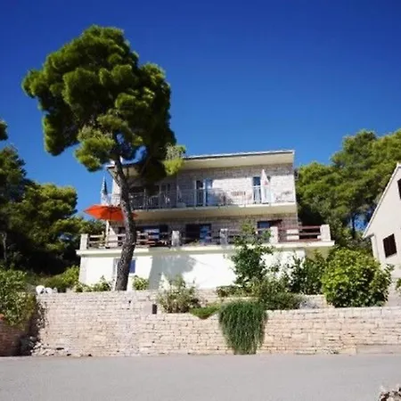 Marjan Apartment *