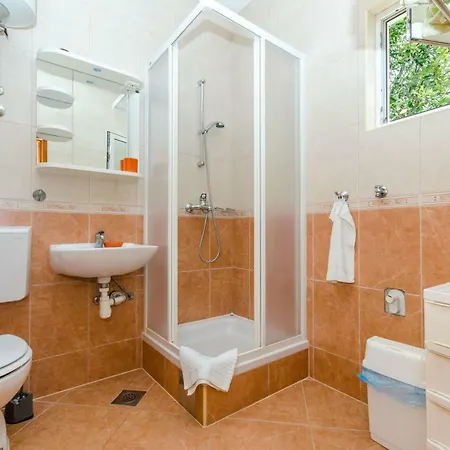 Apartment Marjan *