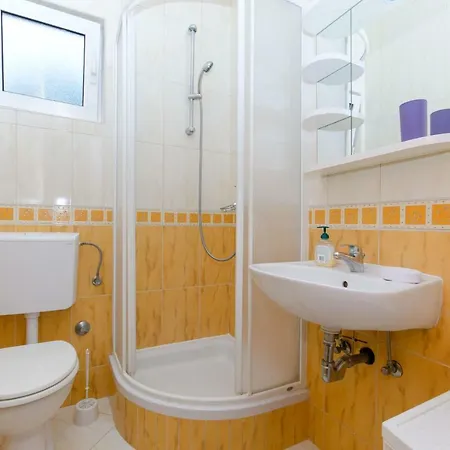 Marjan Apartment
